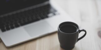 Co trzeba mieć aby pracować w banku?